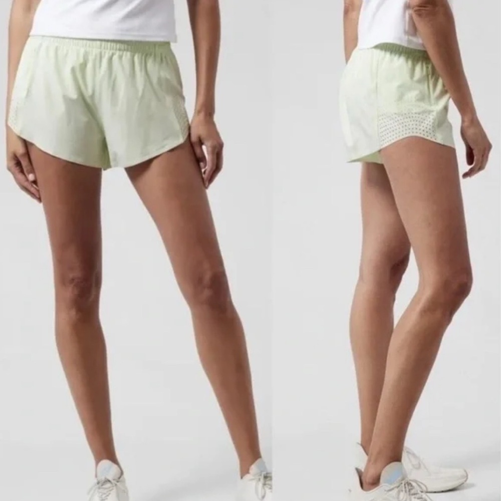 🦋 Athleta| EUC Calypso Green Hustle 3” Athletic Shorts in Size Small